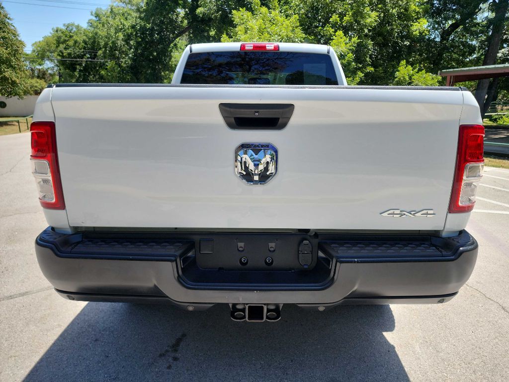 2022 RAM 2500 Image 9