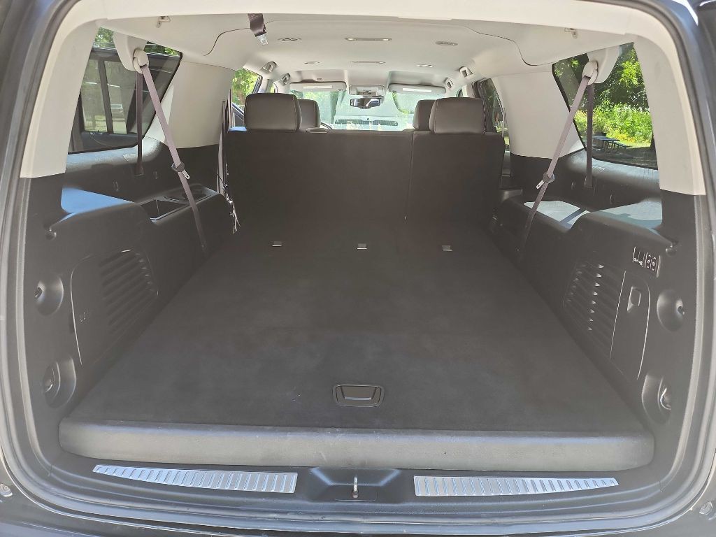 2017 Chevrolet Suburban Image 35