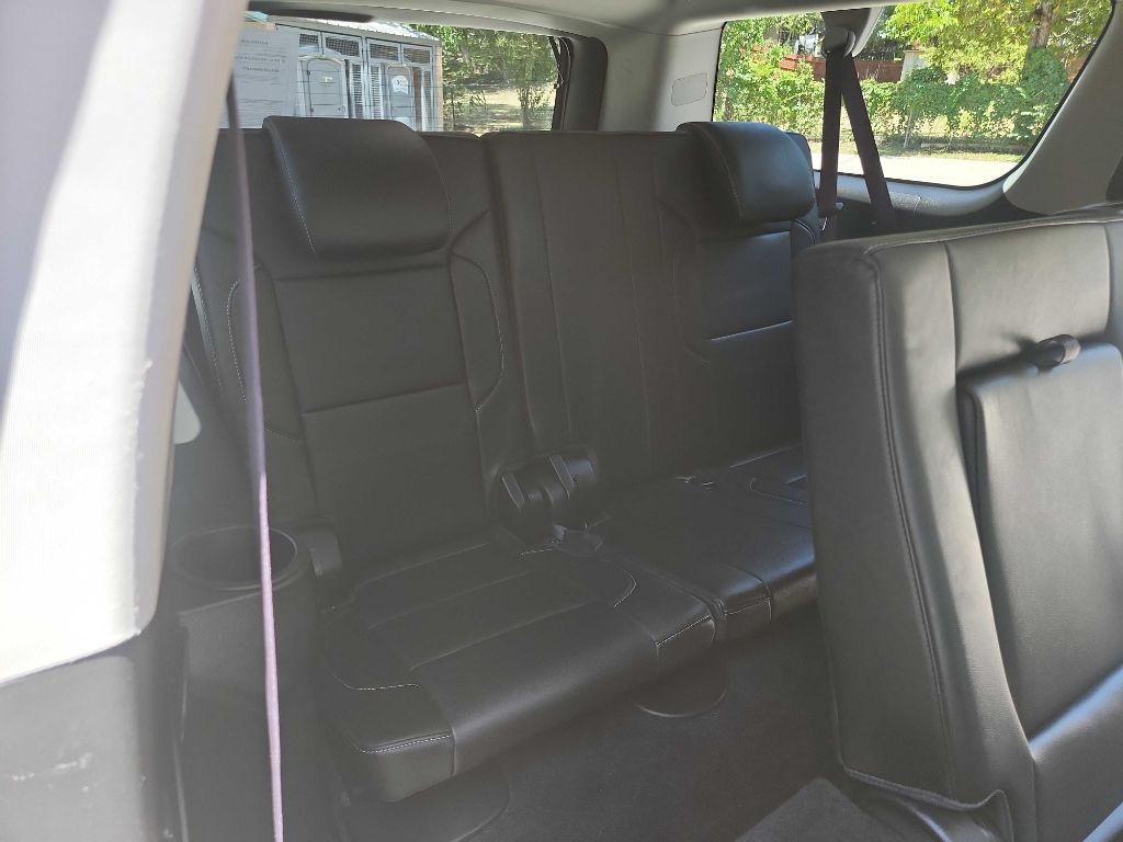 2017 Chevrolet Suburban Image 37