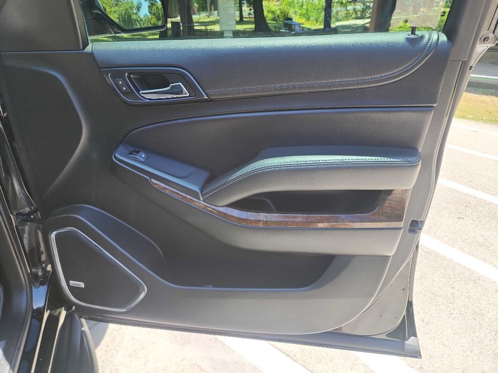 2017 Chevrolet Suburban Image 41