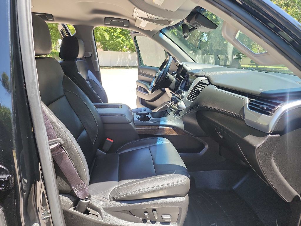 2017 Chevrolet Suburban Image 42