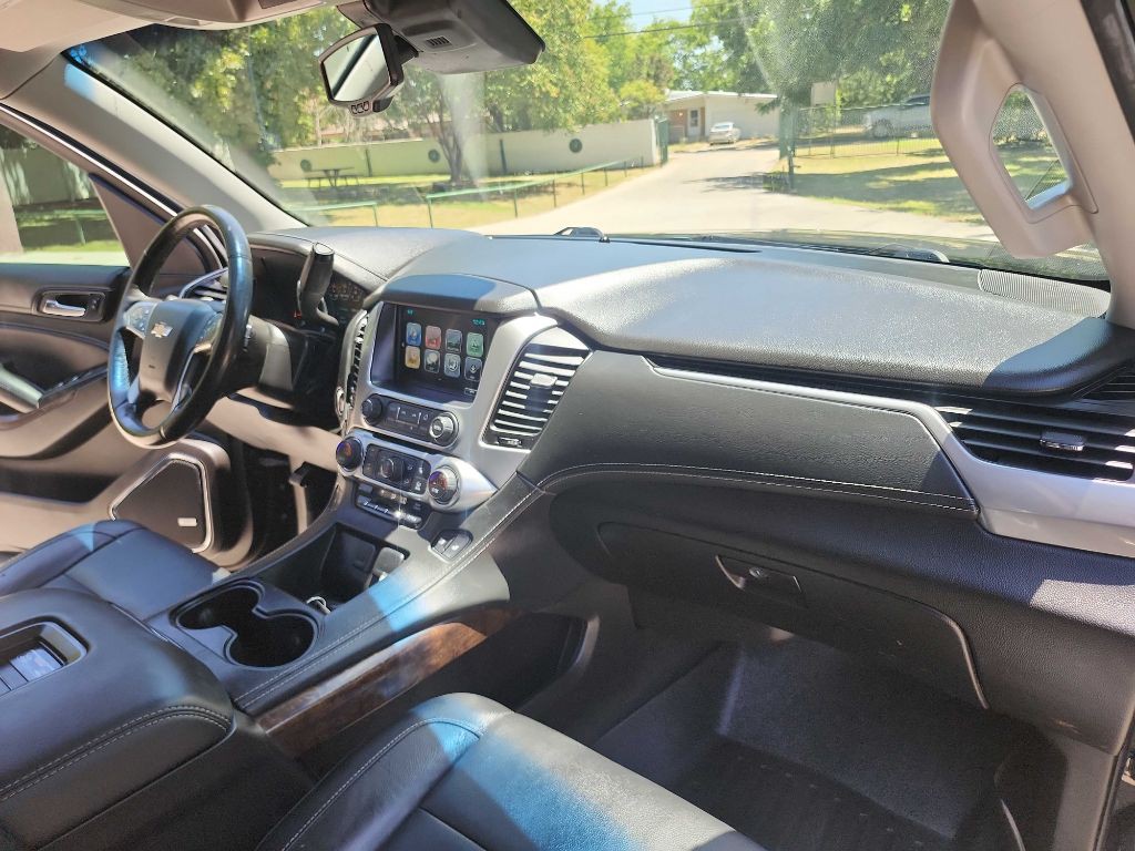 2017 Chevrolet Suburban Image 44