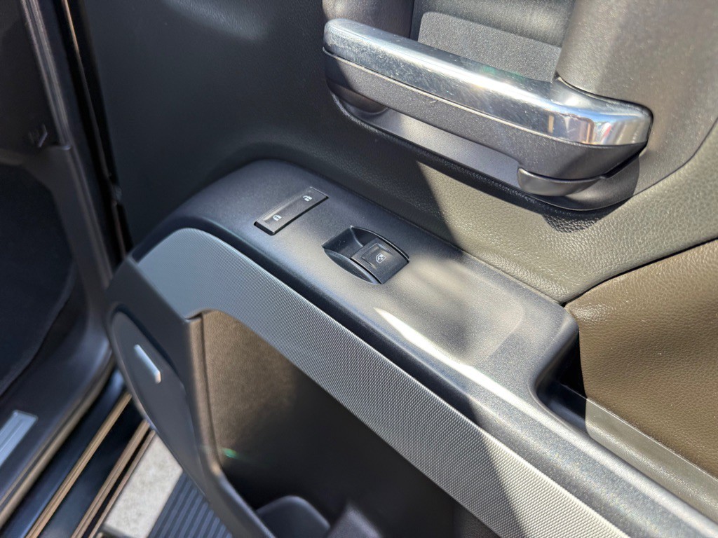 2017 Chevrolet Silverado 1500 Image 24