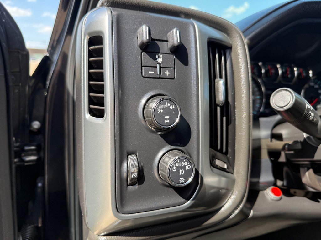 2017 Chevrolet Silverado 1500 Image 27