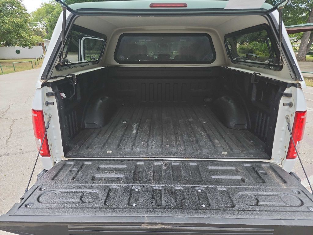 2017 Ford F-150 Image 10