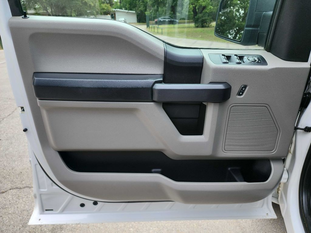 2017 Ford F-150 Image 15
