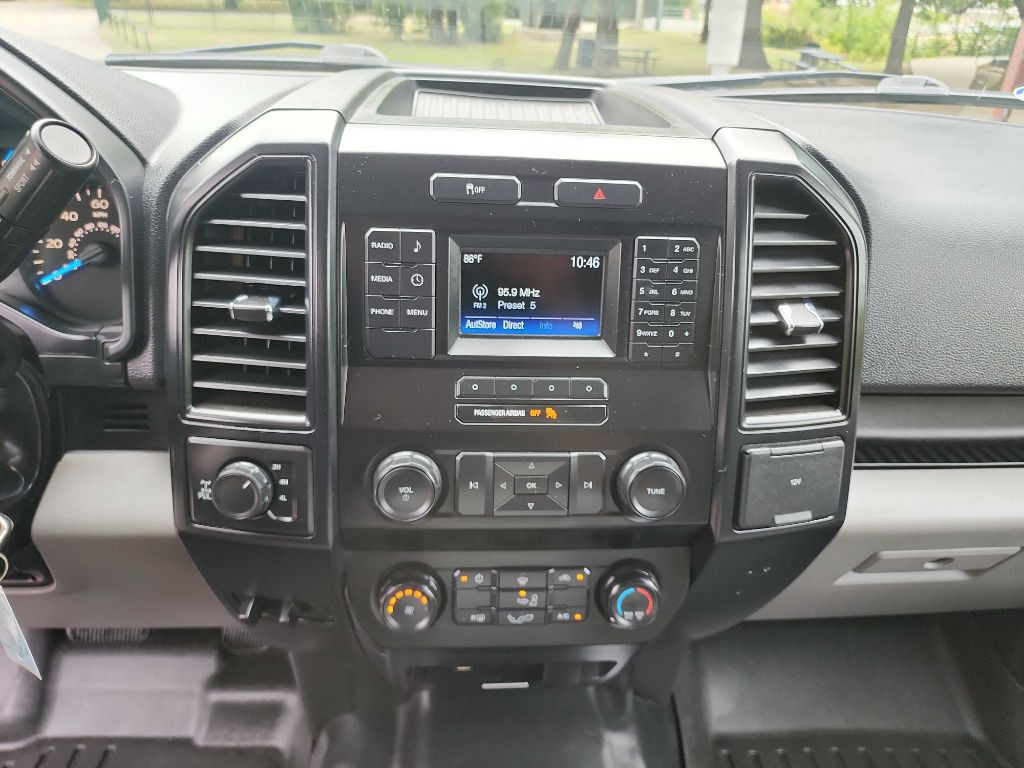 2017 Ford F-150 Image 28