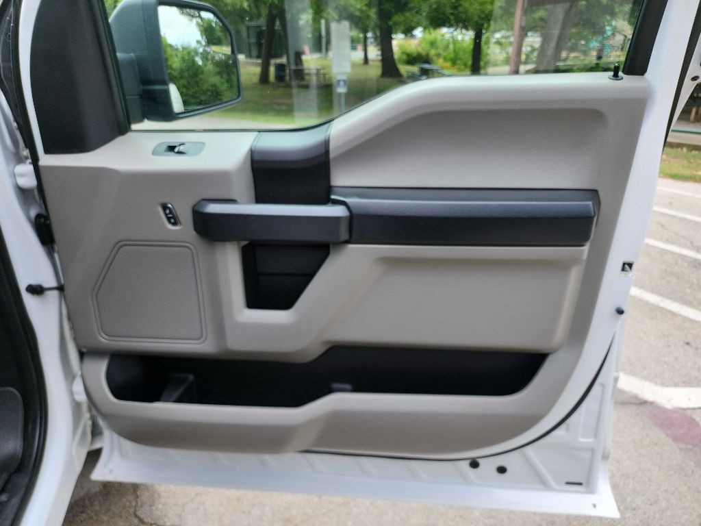 2017 Ford F-150 Image 35