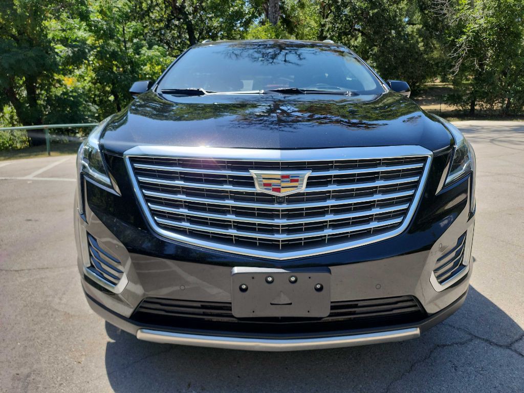 2017 Cadillac XT5 Image 2