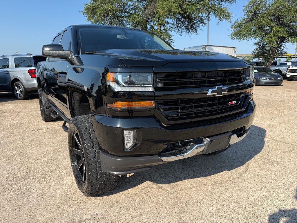 2018 Chevrolet Silverado 1500 Image 1