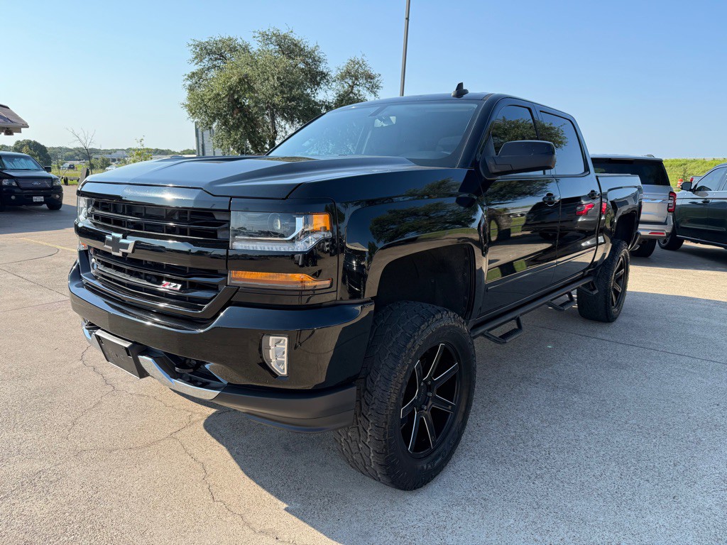 2018 Chevrolet Silverado 1500 Image 3