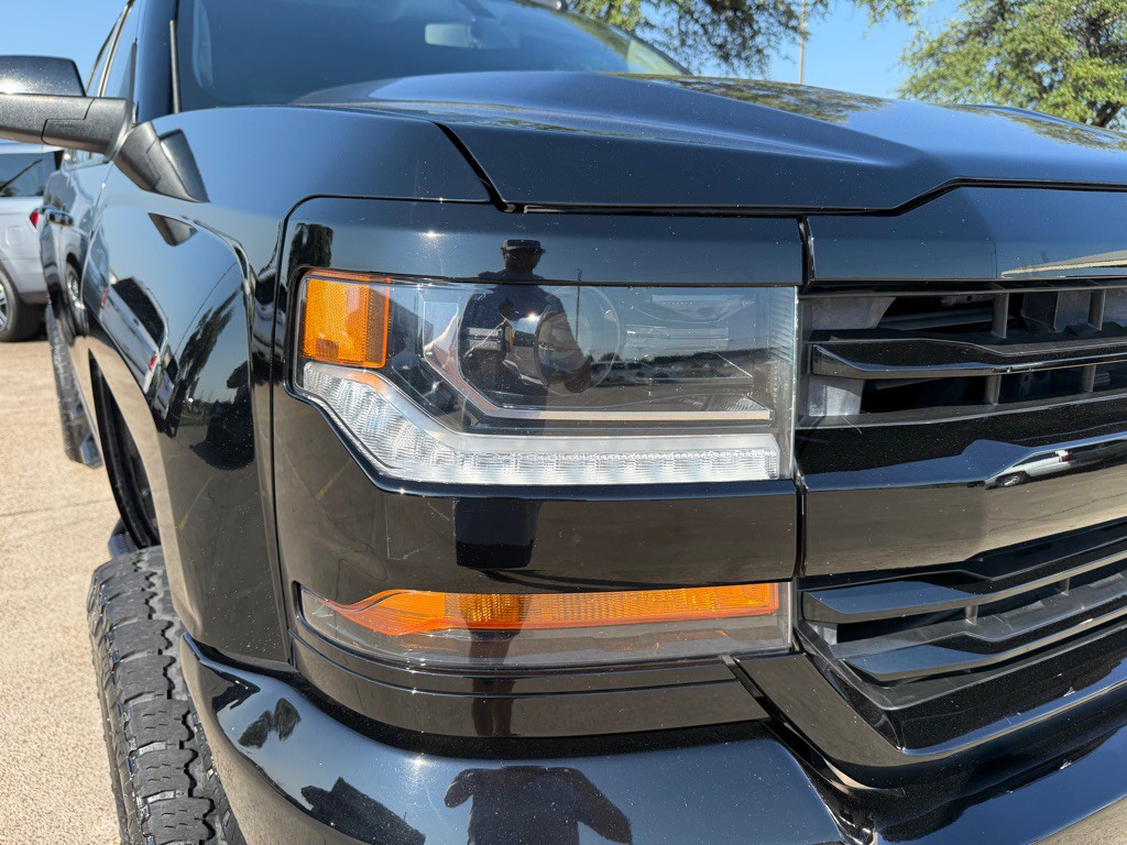 2018 Chevrolet Silverado 1500 Image 11