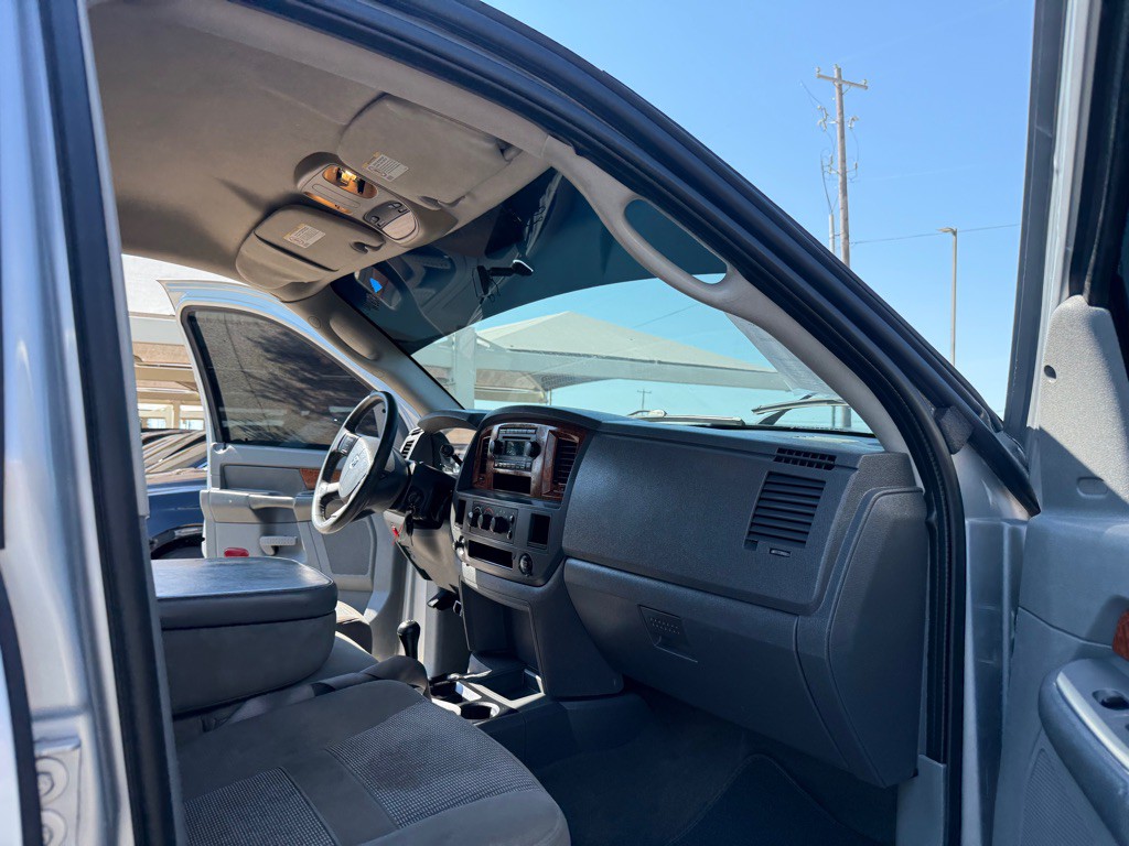 2006 Dodge Ram 2500 Image 12