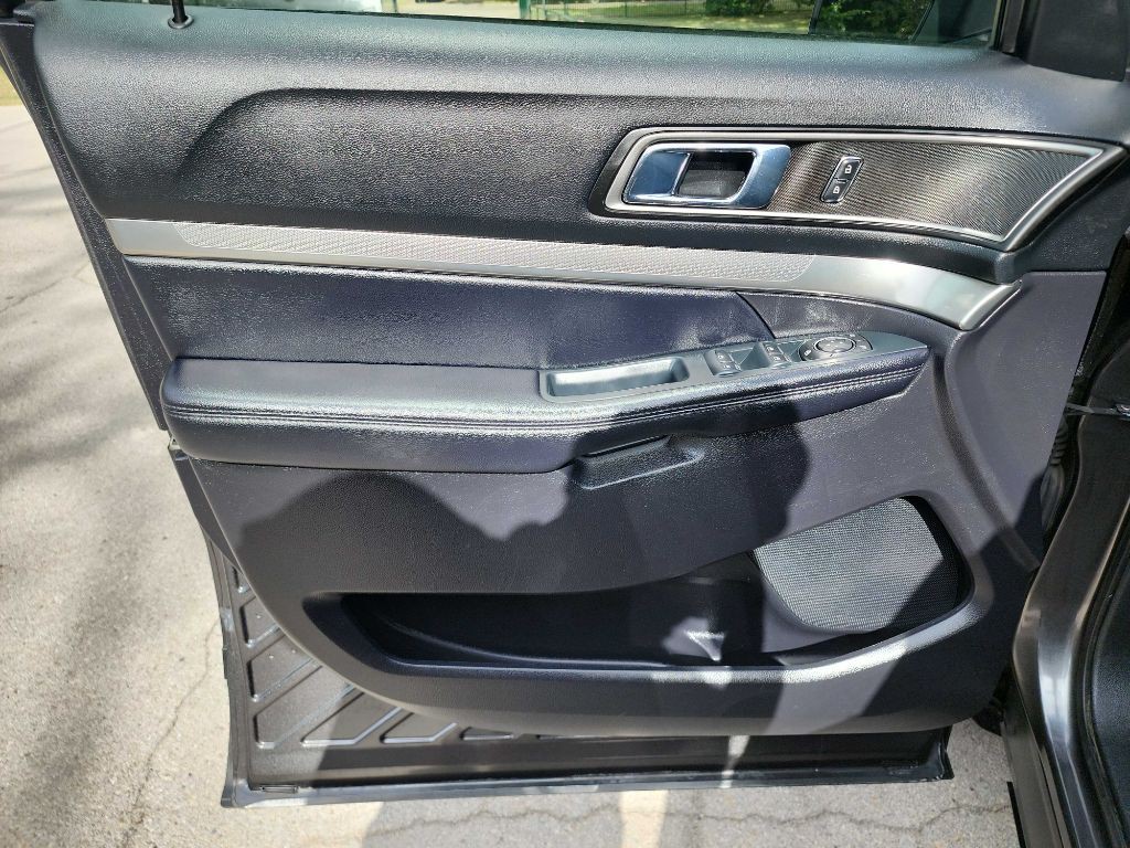2018 Ford Explorer Image 15