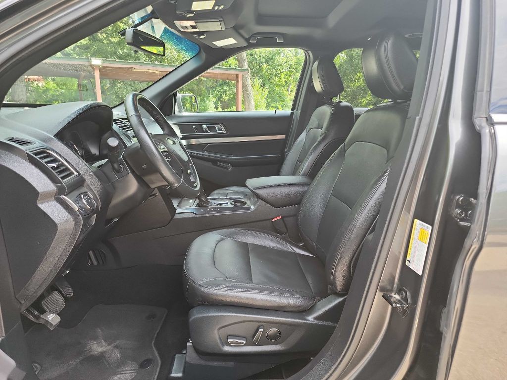 2018 Ford Explorer Image 17
