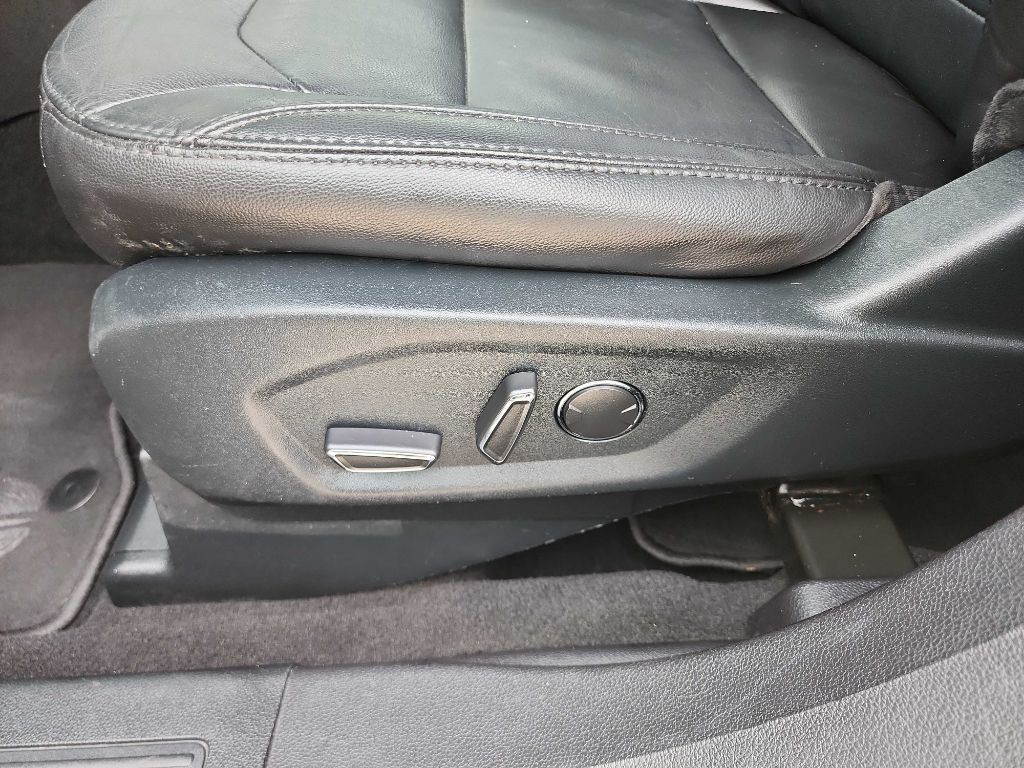 2018 Ford Explorer Image 18