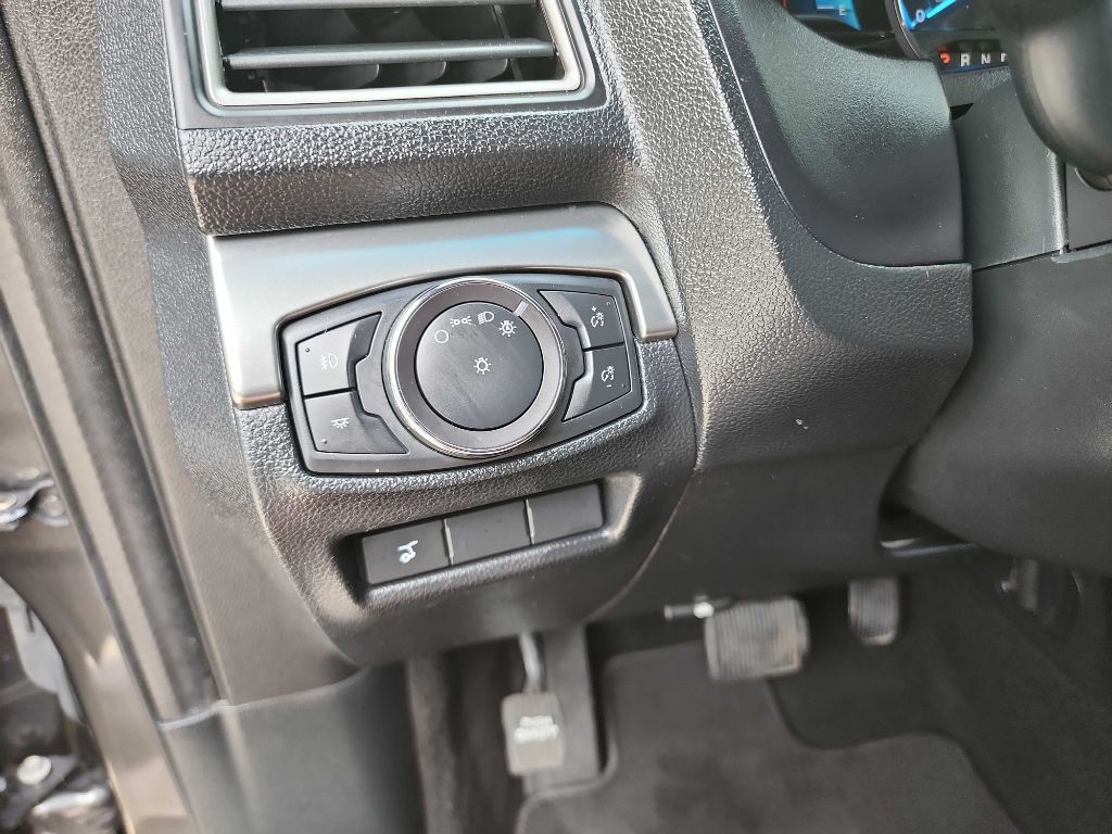 2018 Ford Explorer Image 19
