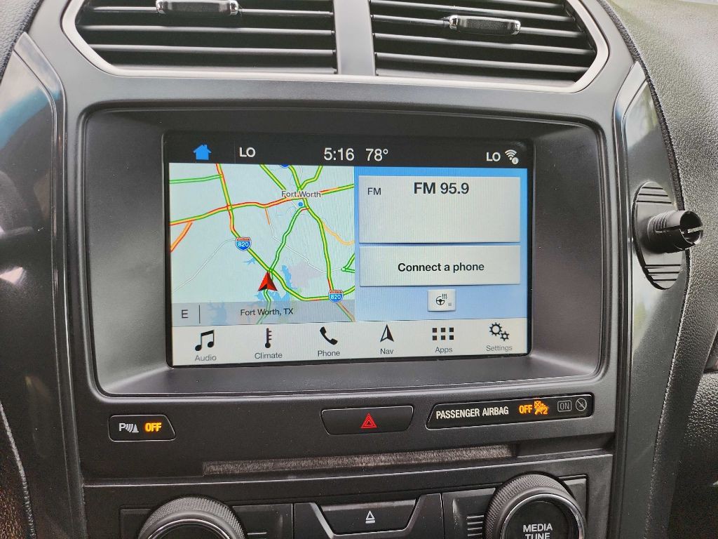 2018 Ford Explorer Image 28