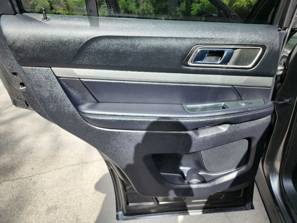 2018 Ford Explorer Image 31