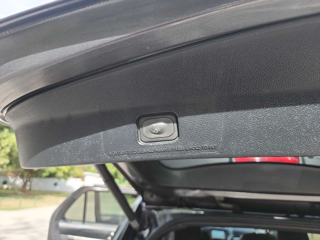 2018 Ford Explorer Image 35