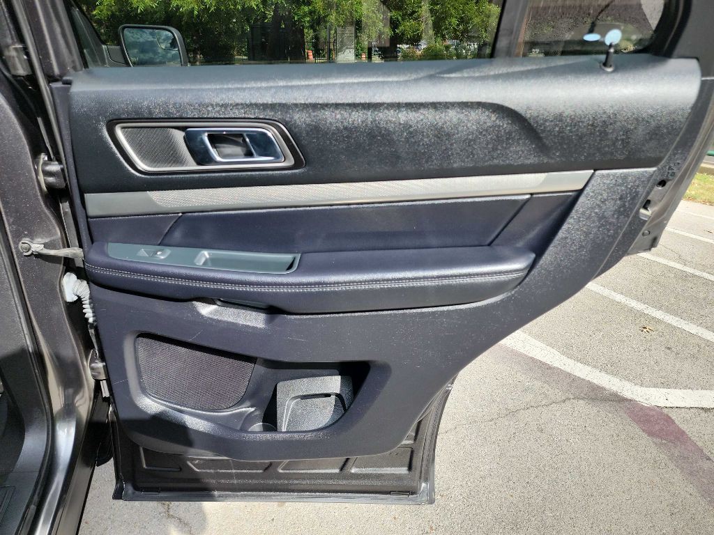 2018 Ford Explorer Image 36