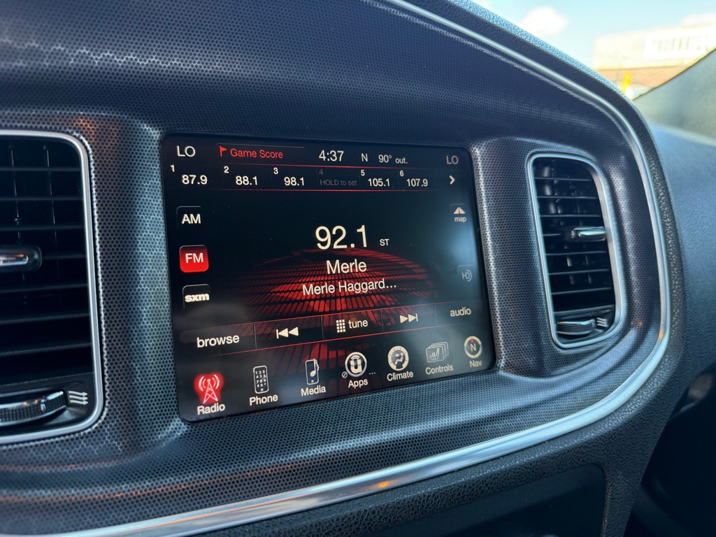 2015 Dodge Charger Image 26