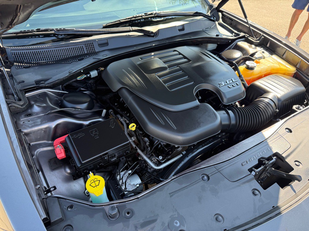 2015 Dodge Charger Image 35