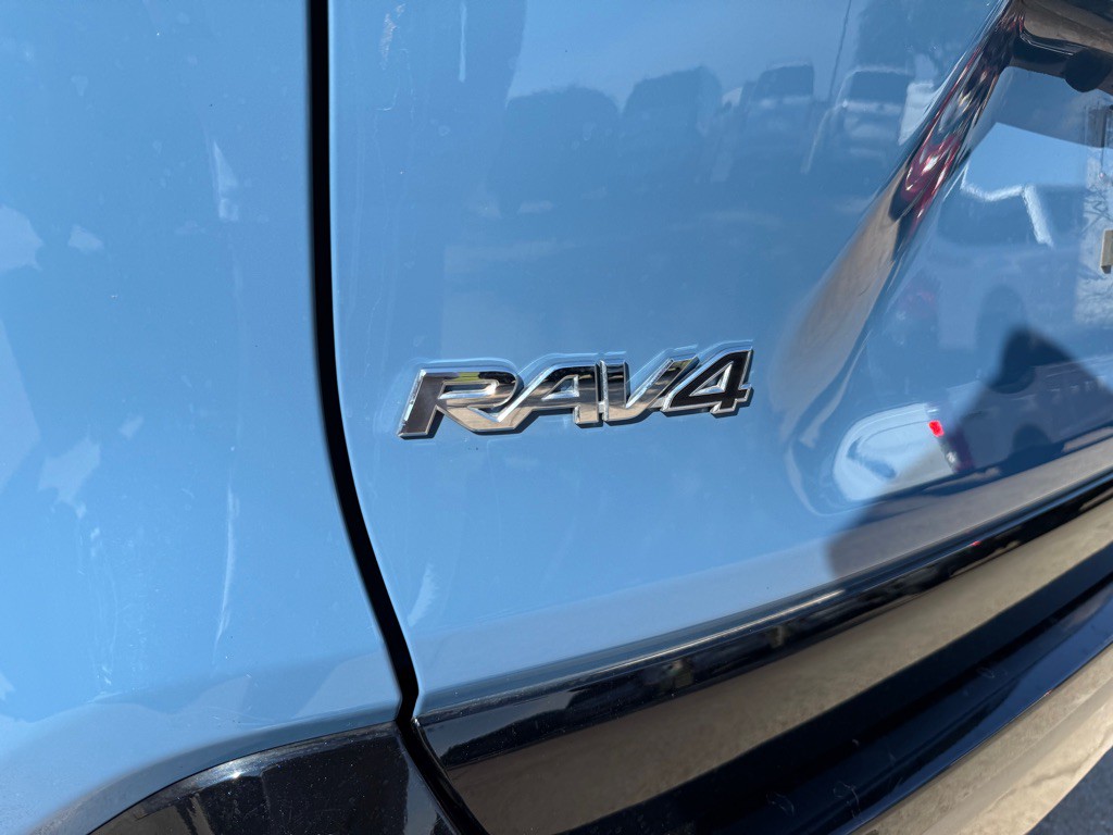 2023 Toyota Rav4 Image 6