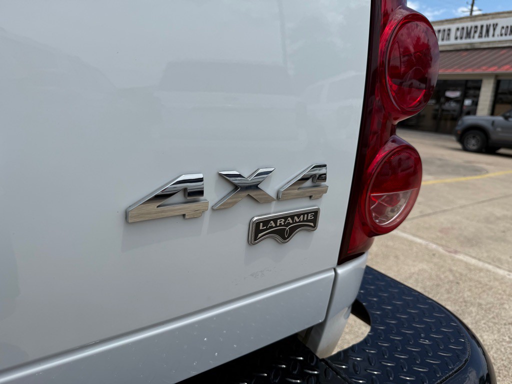 2007 Dodge Ram 3500 Image 9