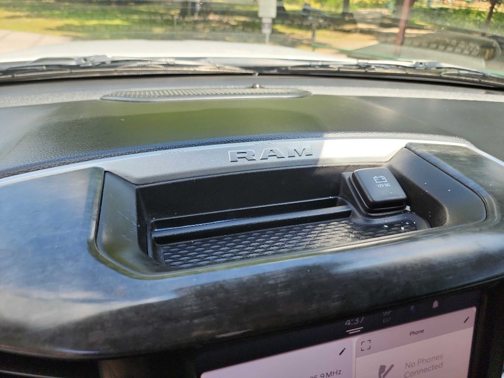 2022 RAM 1500 Image 32