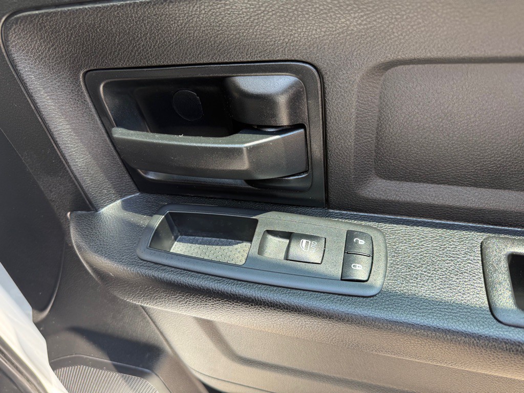 2019 RAM 1500 Image 38