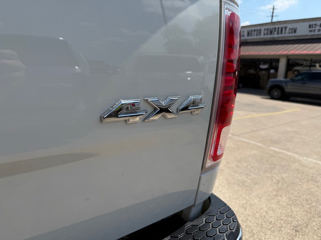 2016 RAM 2500 Image 10