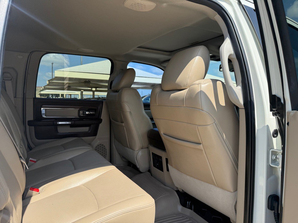 2016 RAM 2500 Image 24