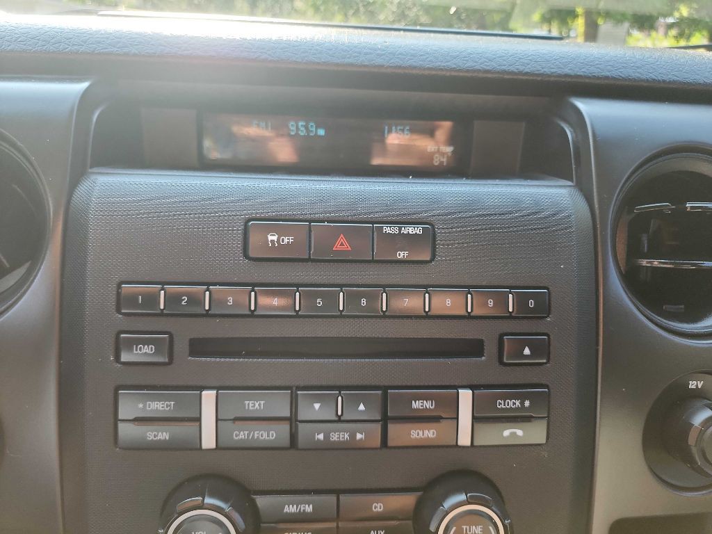 2013 Ford F-150 Image 24