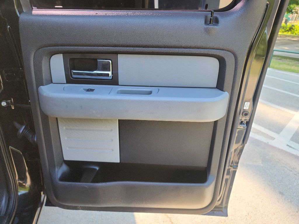 2013 Ford F-150 Image 28