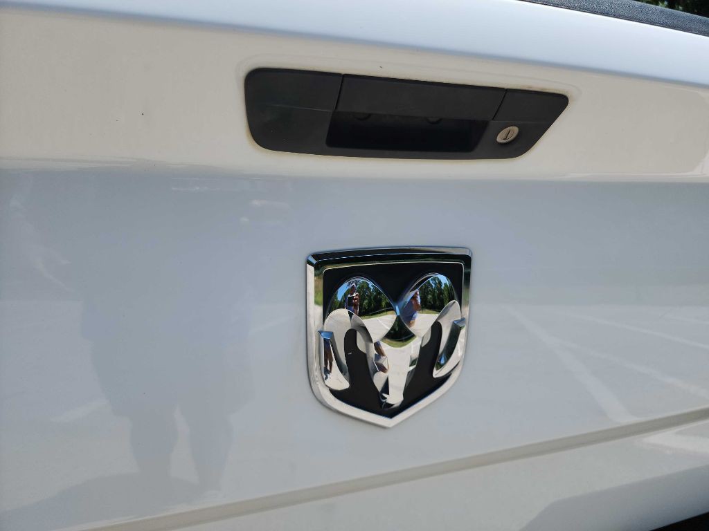 2016 RAM 1500 Image 8