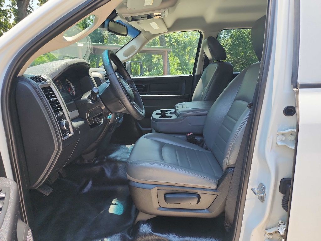 2016 RAM 1500 Image 19
