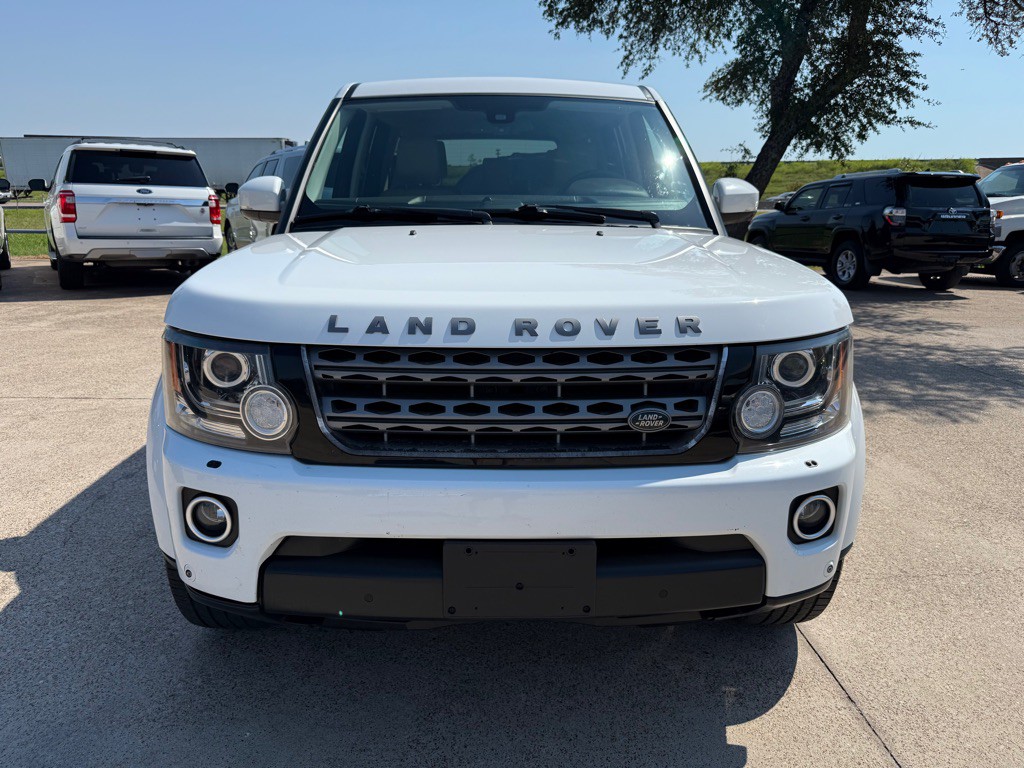 2016 Land Rover LR4 Image 2