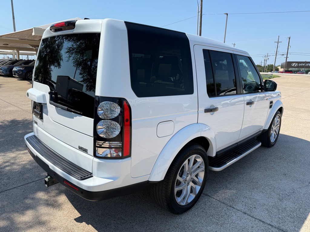2016 Land Rover LR4 Image 7