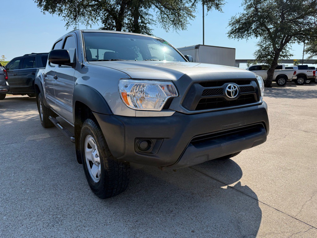 2014 Toyota Tacoma Image 1