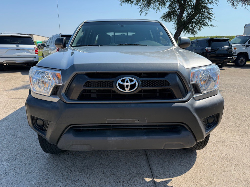 2014 Toyota Tacoma Image 2