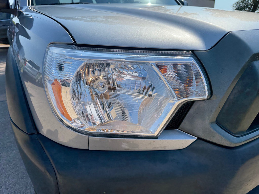 2014 Toyota Tacoma Image 10