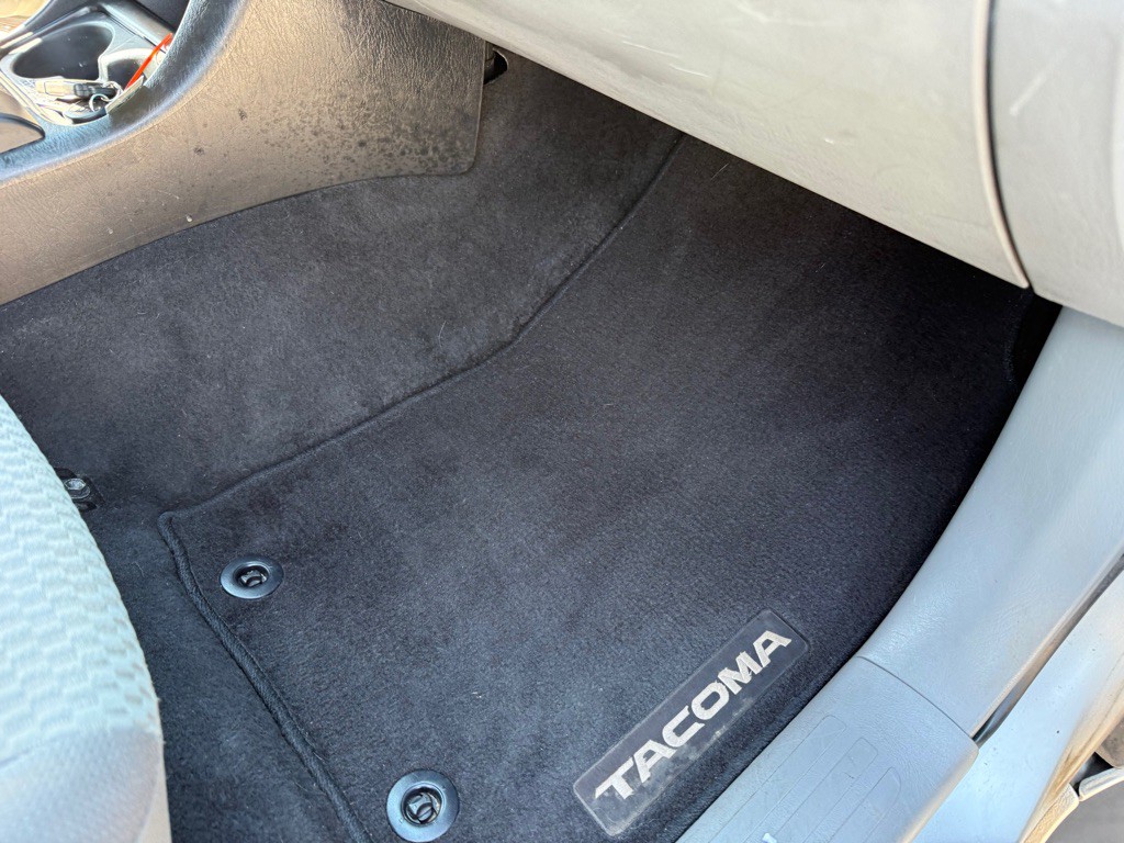 2014 Toyota Tacoma Image 22