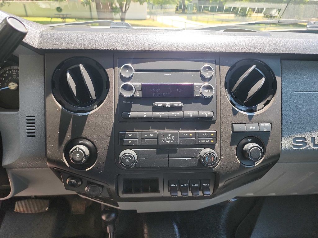 2016 Ford F-250 Image 24