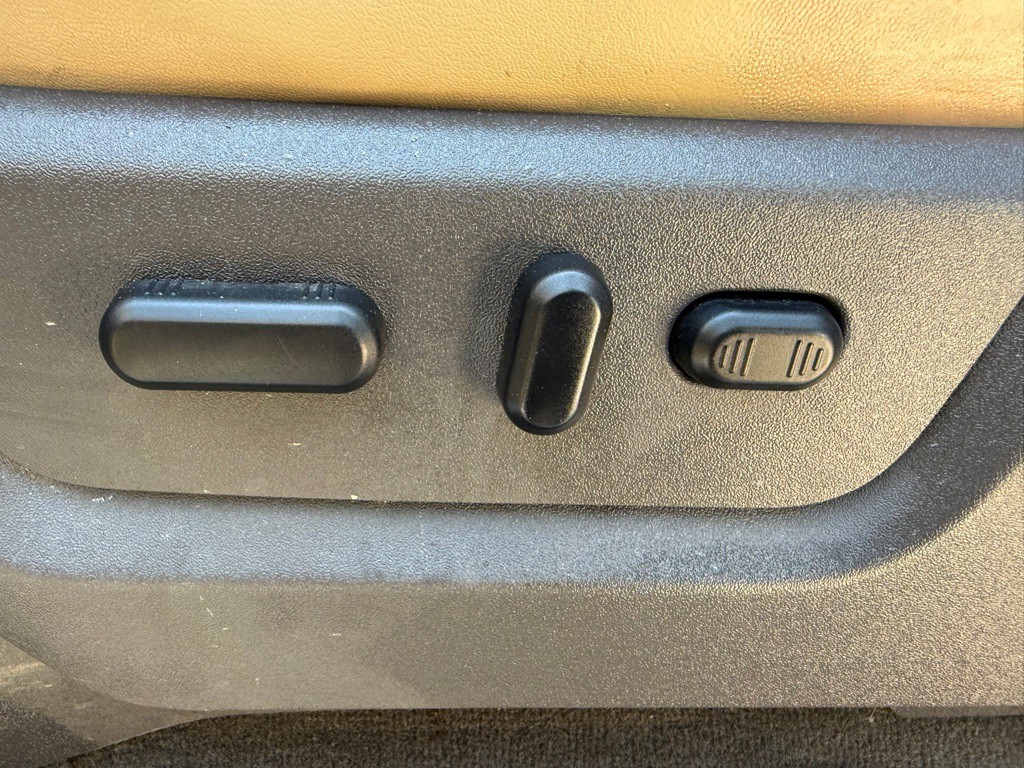 2011 Ford F-350 Image 20