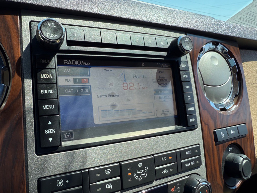 2011 Ford F-350 Image 36