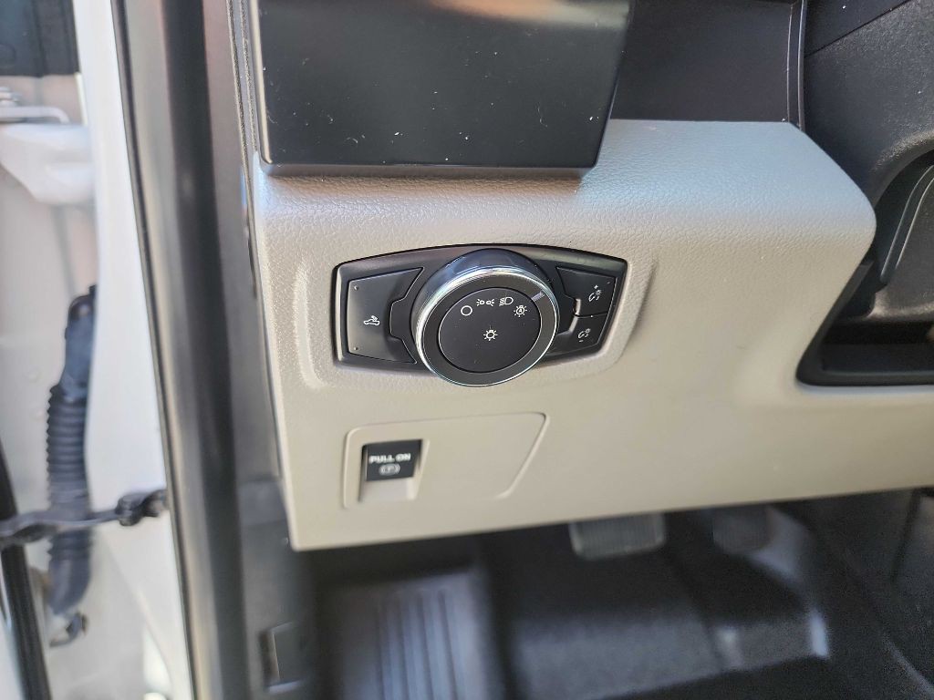 2016 Ford F-150 Image 25