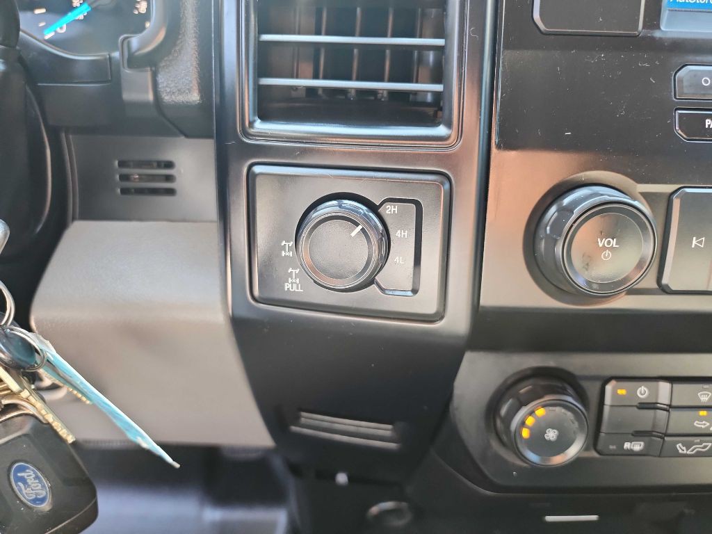 2016 Ford F-150 Image 30