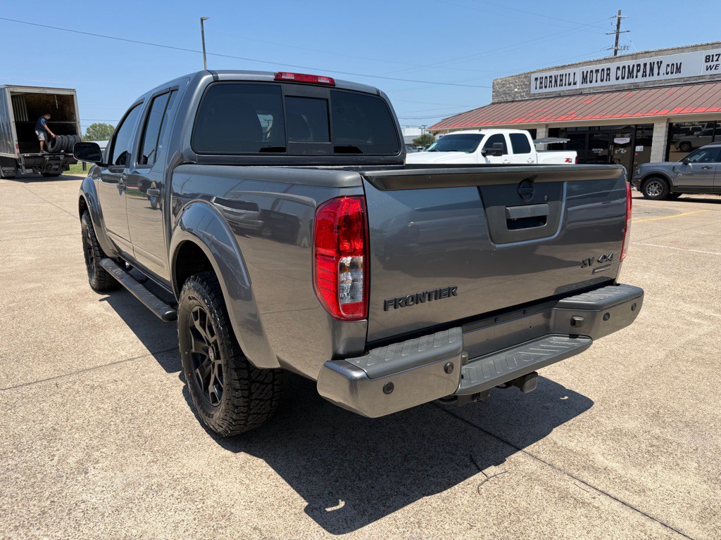 2021 Nissan Frontier Image 5