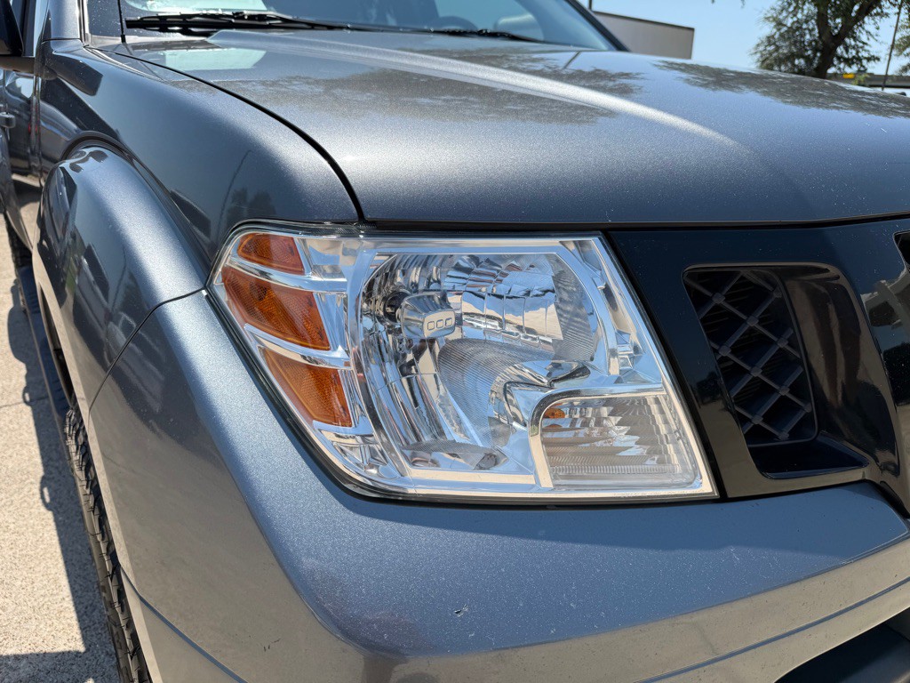 2021 Nissan Frontier Image 9